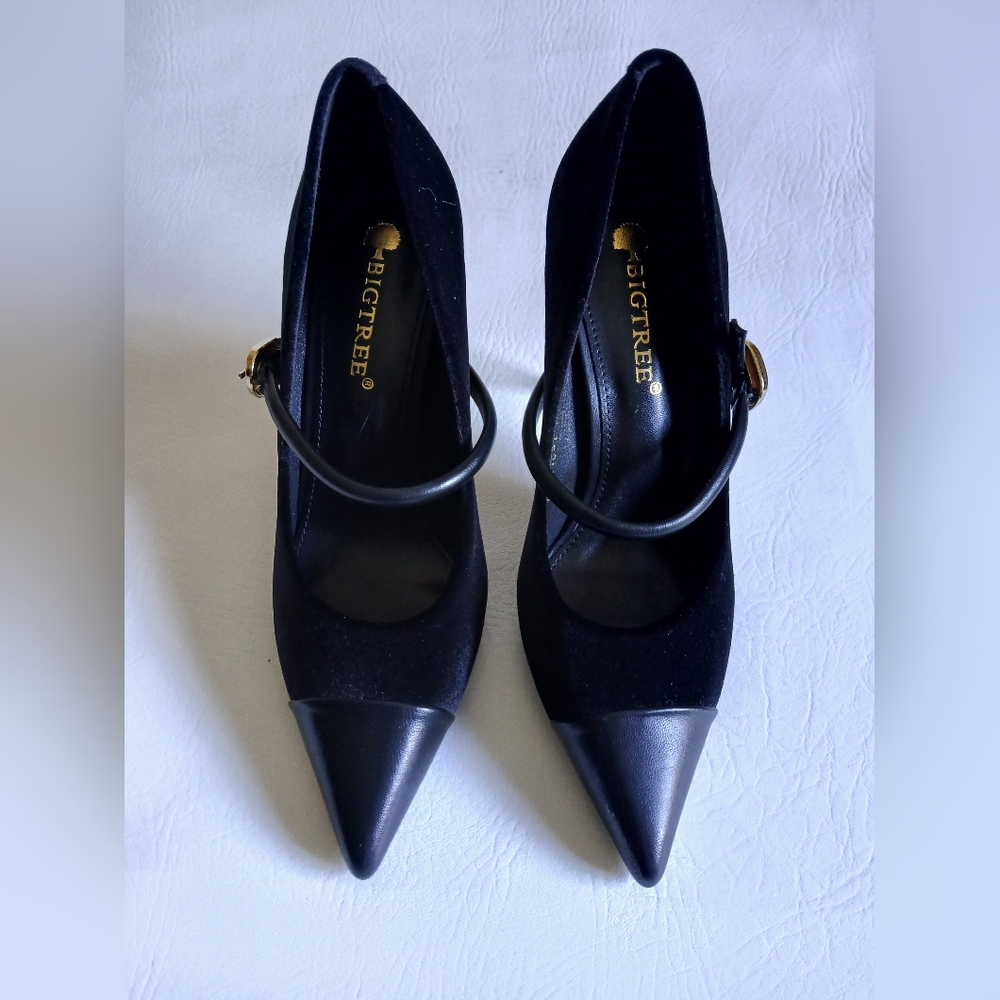 Bigtree Women's Sophisticatwd Black Stiletto Heels by - Picture 2 of 13
